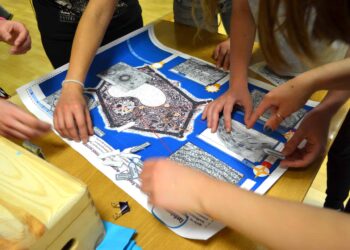 Οι μαθητές της Β’ Λυκείου συμμετέχουν σε Escape Room Βιολογίας και «σώζουν την ανθρωπότητα»!