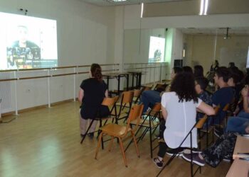 Σεμινάριο μέσω της πλατφόρμας «100.mentors.com» στο μάθημα των Αγγλικών